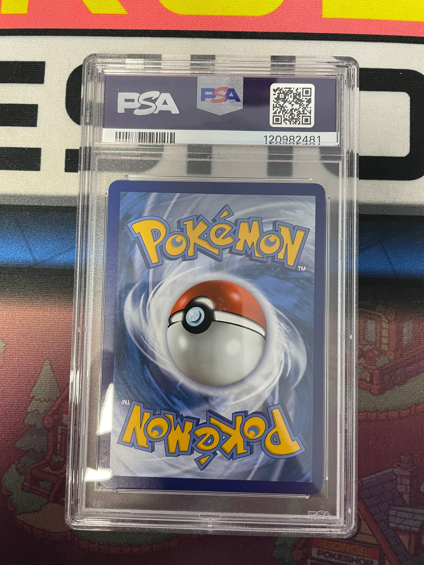 Graded - Charizard #4/102 [ENG] / PSA 10
