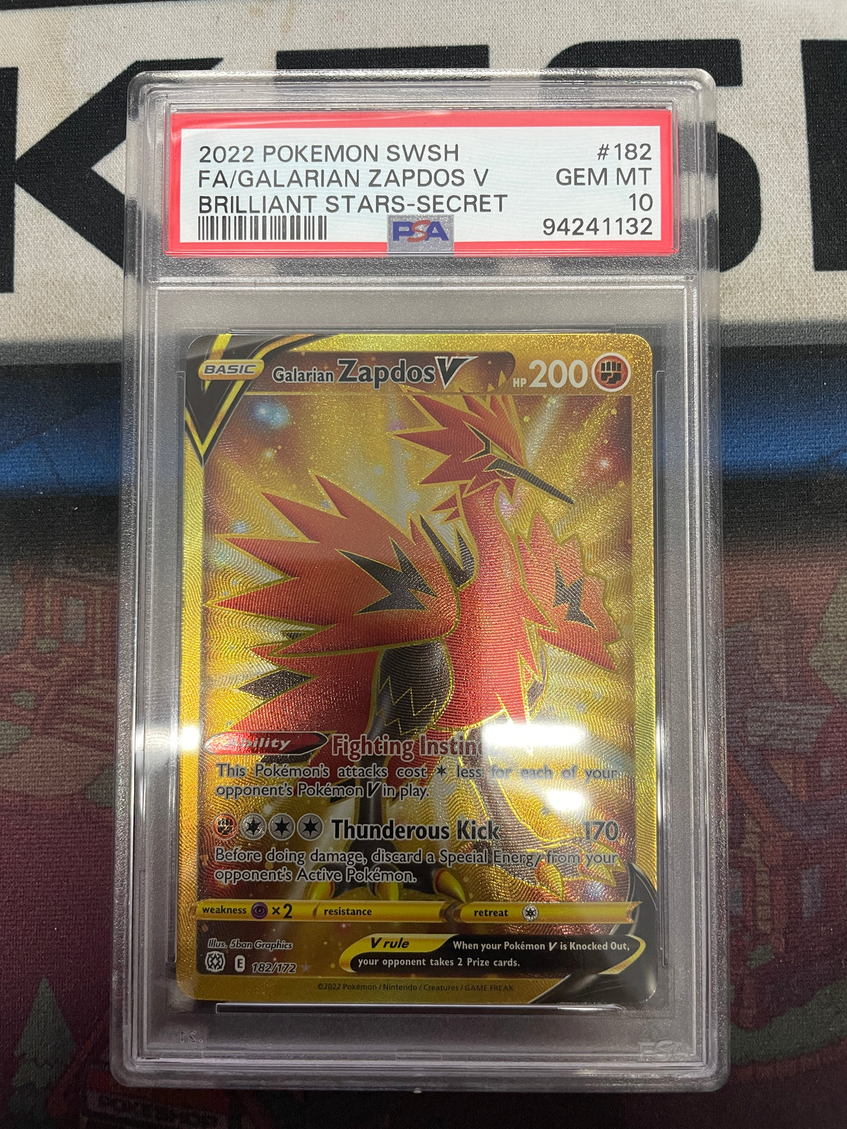 Graded - Galarian Zapdos V #182/172 [ENG] / PSA 10